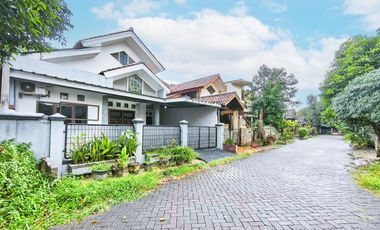 Rumah LT 135 Akses Dekat Mall Ciputra Cibubur Hadap Selatan J-42018
