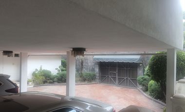 CASA EN VENTA EN LOMAS DE LAS PALMAS