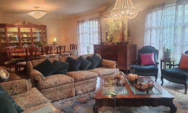 CASA EN VENTA EN LOMAS DE LAS PALMAS