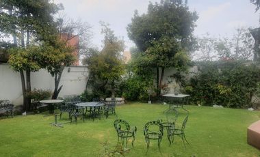 CASA EN VENTA EN LOMAS DE LAS PALMAS