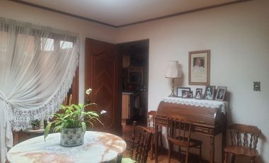 CASA EN VENTA EN LOMAS DE LAS PALMAS