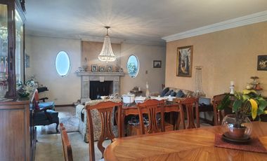 CASA EN VENTA EN LOMAS DE LAS PALMAS