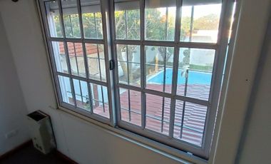 VENDO CASA EN PUNTA MOGOTES (MAR DEL PLATA)