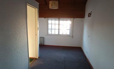 VENDO CASA EN PUNTA MOGOTES (MAR DEL PLATA)