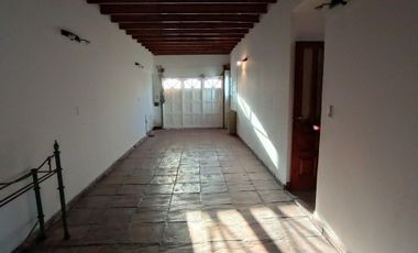VENDO CASA EN PUNTA MOGOTES (MAR DEL PLATA)