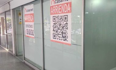 Excelente oportunidad local bien ubicado en el norte de la ciudad . En el centro comercial ! Centro Versalles ! area 25m2. Cod A10654
