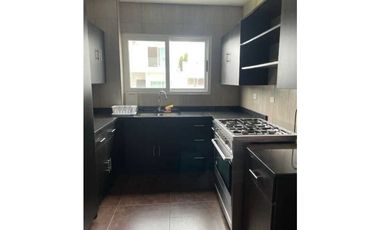 VENDO CASA DE DOS PISOS MODERNA EN DAVID