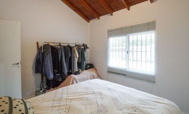 VENTA CASA 4 AMBIENTES EN DEL VISO