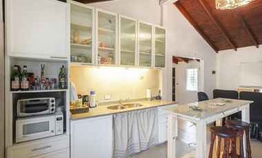 VENTA CASA 4 AMBIENTES EN DEL VISO