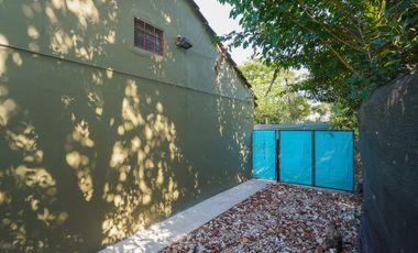 VENTA CASA 4 AMBIENTES EN DEL VISO