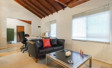 VENTA CASA 4 AMBIENTES EN DEL VISO