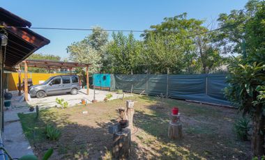 VENTA CASA 4 AMBIENTES EN DEL VISO