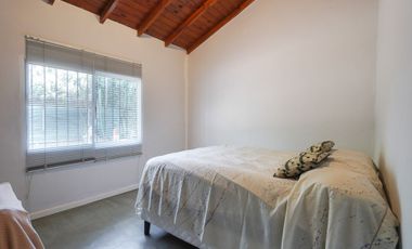 VENTA CASA 4 AMBIENTES EN DEL VISO