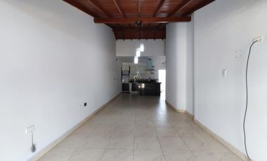 casa en venta en la parada. Cod V28556