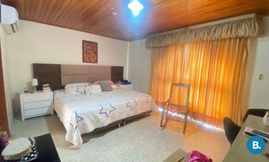 casa en venta en villa santos. Cod V330