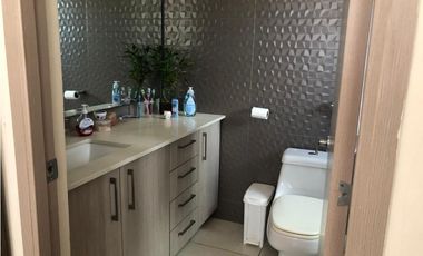 SEA CONFIABLE VENDE CASA EN LA RESERVA DE VERSALLES