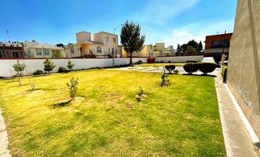 Casa en renta a 5 min de Galerias Metepec