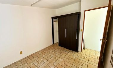 Casa en renta a 5 min de Galerias Metepec