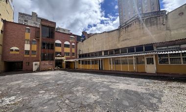 edificio en arriendo/venta en las nieves. Cod A700356