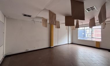 edificio en arriendo/venta en las nieves. Cod A700356