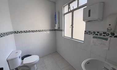 edificio en arriendo/venta en las nieves. Cod A700356