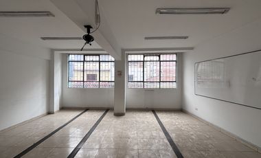 edificio en arriendo/venta en las nieves. Cod A700356