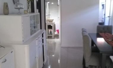 *** Inmejorable Estado *** Casa en PH Frente 3 Amb c/ Cocheras