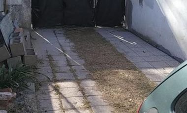 *** Inmejorable Estado *** Casa en PH Frente 3 Amb c/ Cocheras