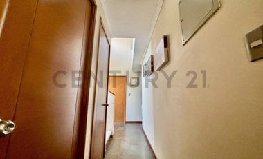 SE VENDE HERMOSA CASA EN SANTA ELENADE CHICUREO DE 6 DORMITORIOS