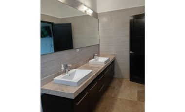Howard/Casa en Panamá Pacifico Alquiler con Línea Blanca