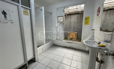 Local comercial en arriendo en Las Condes