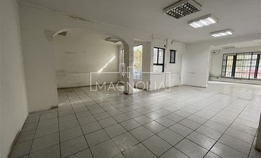 Local comercial en arriendo en Las Condes