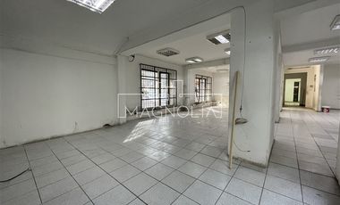 Local comercial en arriendo en Las Condes