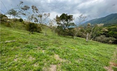 (J) LOTE PARA LA VENTA LAGOS DE MARACAIBO