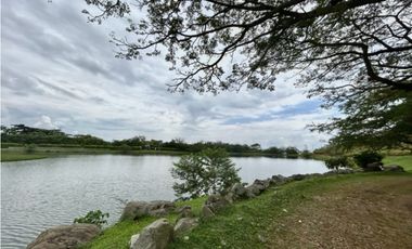 (J) LOTE PARA LA VENTA LAGOS DE MARACAIBO