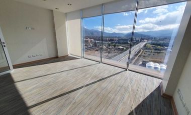 Oficina en Arriendo en LA DEHESA - PUENTE NUEVO