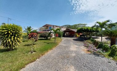 Puerto Cayo - Dream Villa: Se Vende Casa Cerca del Mar en Puerto Cayo