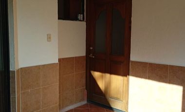 CASA EN VENTA EN TEQUISQUIAPAN CON ALBERCA