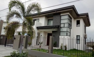 Semi-furnished House for Rent in Amsic Angeles City Near SM