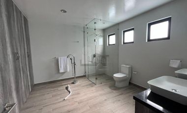 Casa, residencia de lujo desde 327 m² de construcción en zona de alta plusvalía de Metepec