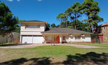 Codigo 624 - Pinamar - Casa En Alquiler - Zona Alamos - Pileta