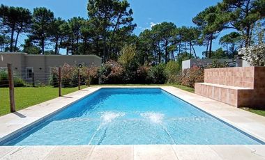 Codigo 624 - Pinamar - Casa En Alquiler - Zona Alamos - Pileta