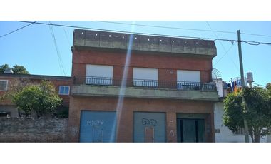 SETTINO 3378 entre Lavallol y Llerena