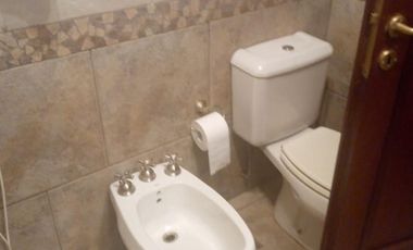 EXCELENTE CASA 5 AMB EN COUNTRY ECHEVERRÍA DEL LAGO