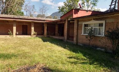Venta de Rancho en Zitacuaro 5 Haz. a bordo de carretera a 5 min. de la ciudad