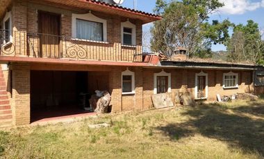 Venta de Rancho en Zitacuaro 5 Haz. a bordo de carretera a 5 min. de la ciudad