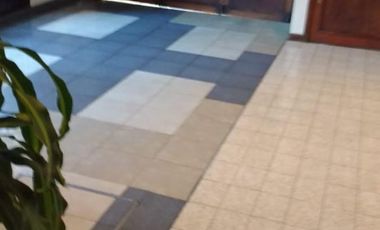 Propiedad con Local + depto