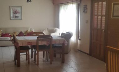 Propiedad con Local + depto