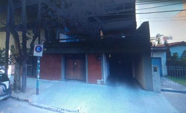 VaqueraPropiedades vende cochera en Vicente Lopez.