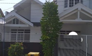 DIjual Rumah dengan 4 kamar di Wiguna Tengah Regency Surabaya